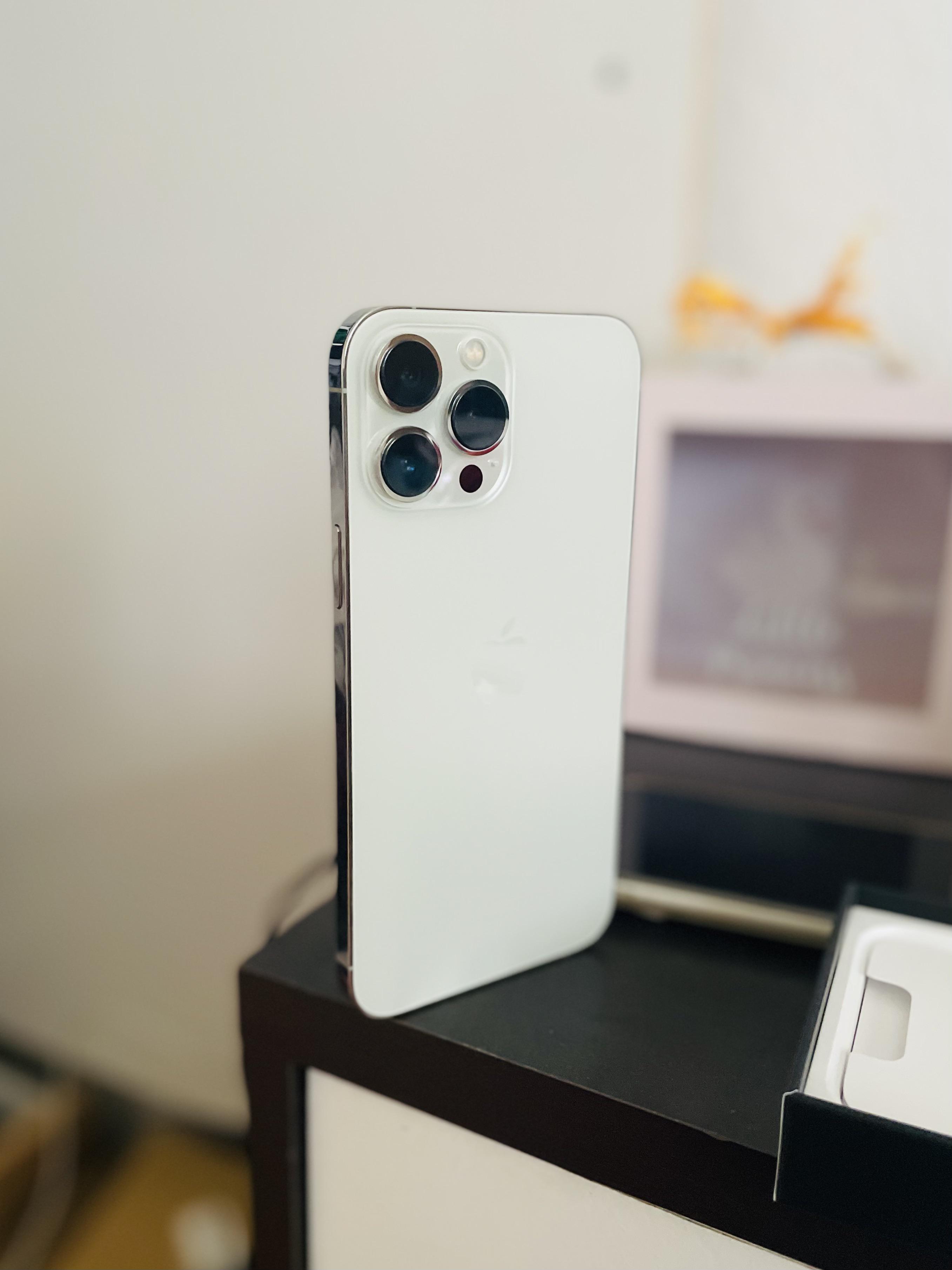 IPhone 13 pro 128Gb silver — Refurb from Zengadgets
