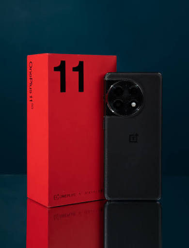 One Plus 11 5g 16/256Gb Titan Black — Pre-Owned from Zengadgets